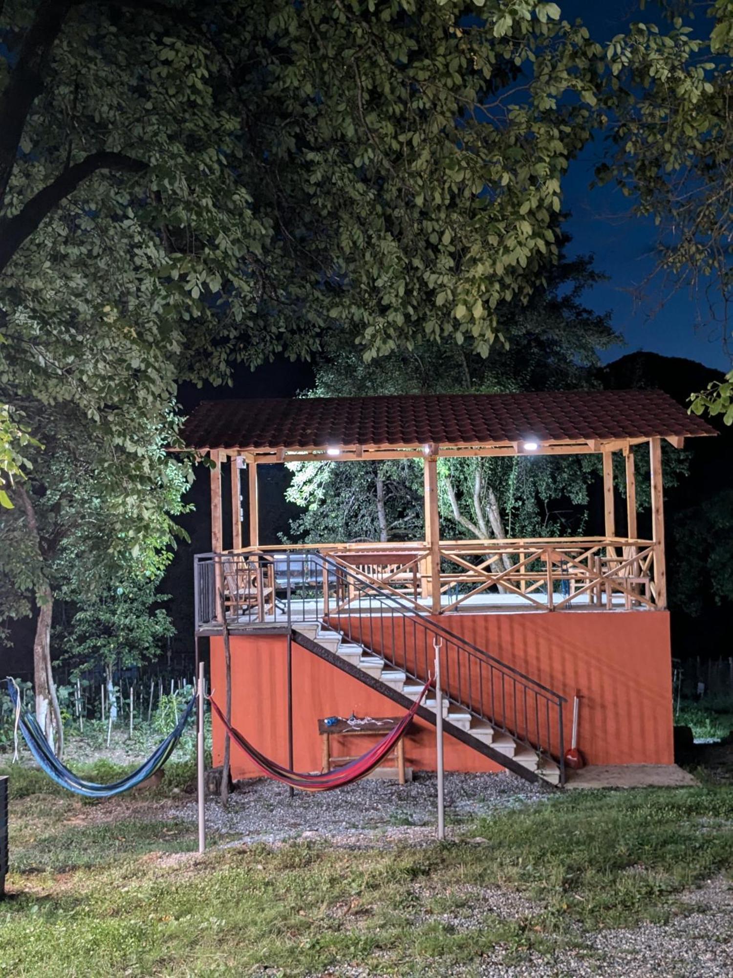 Kipiani Guest House Ყიფიანის Სახლი Khvanchkara 外观 照片